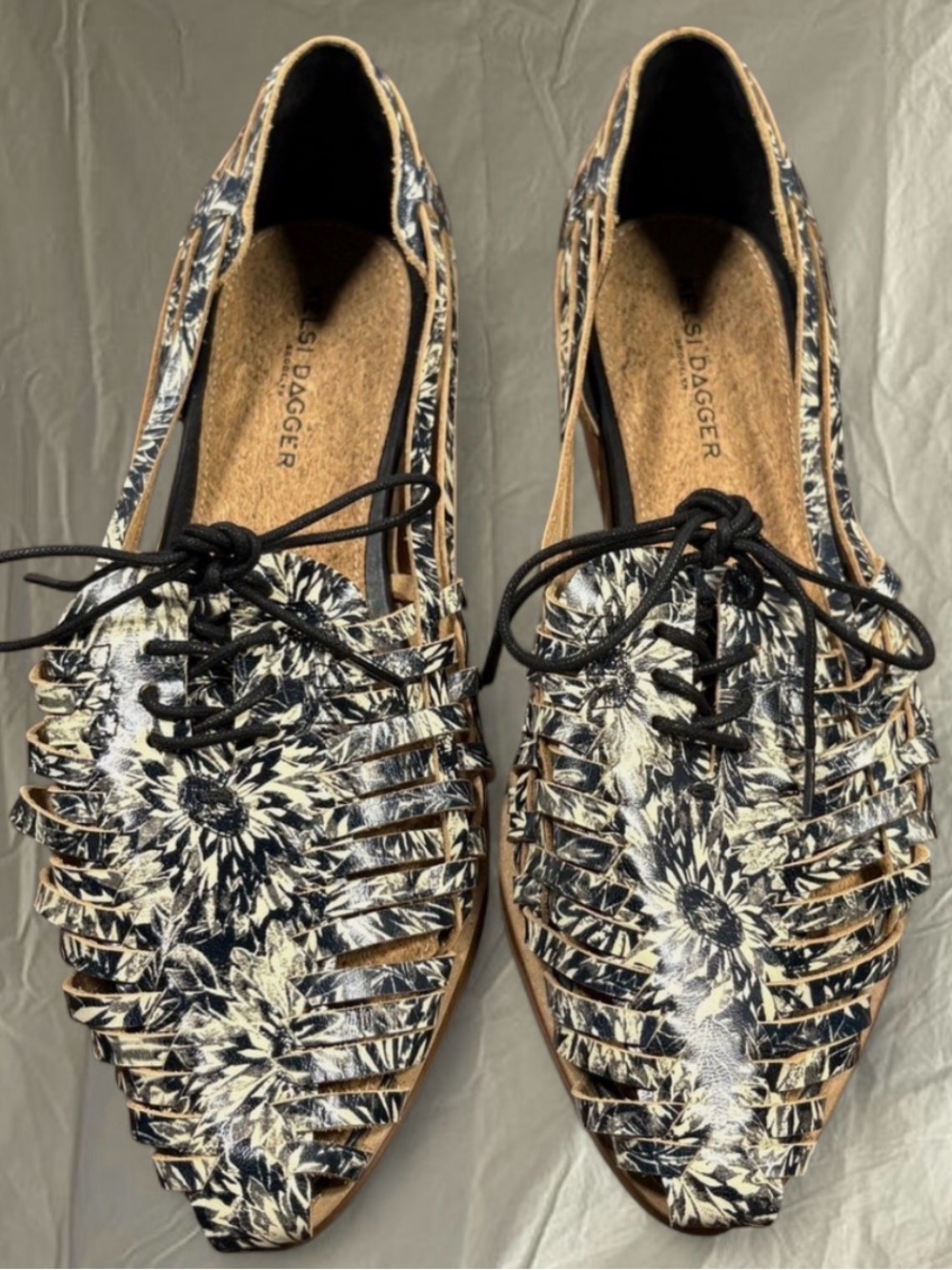 Kelsi Dagger Huarache Flats Womens Black White Floral Pointed Toe